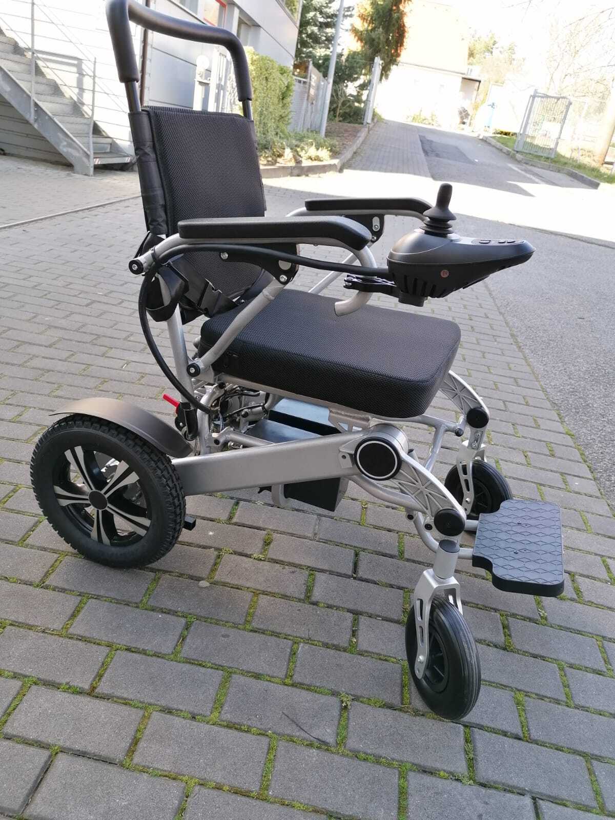 Elektrický invalidní vozík SELVO i4500
